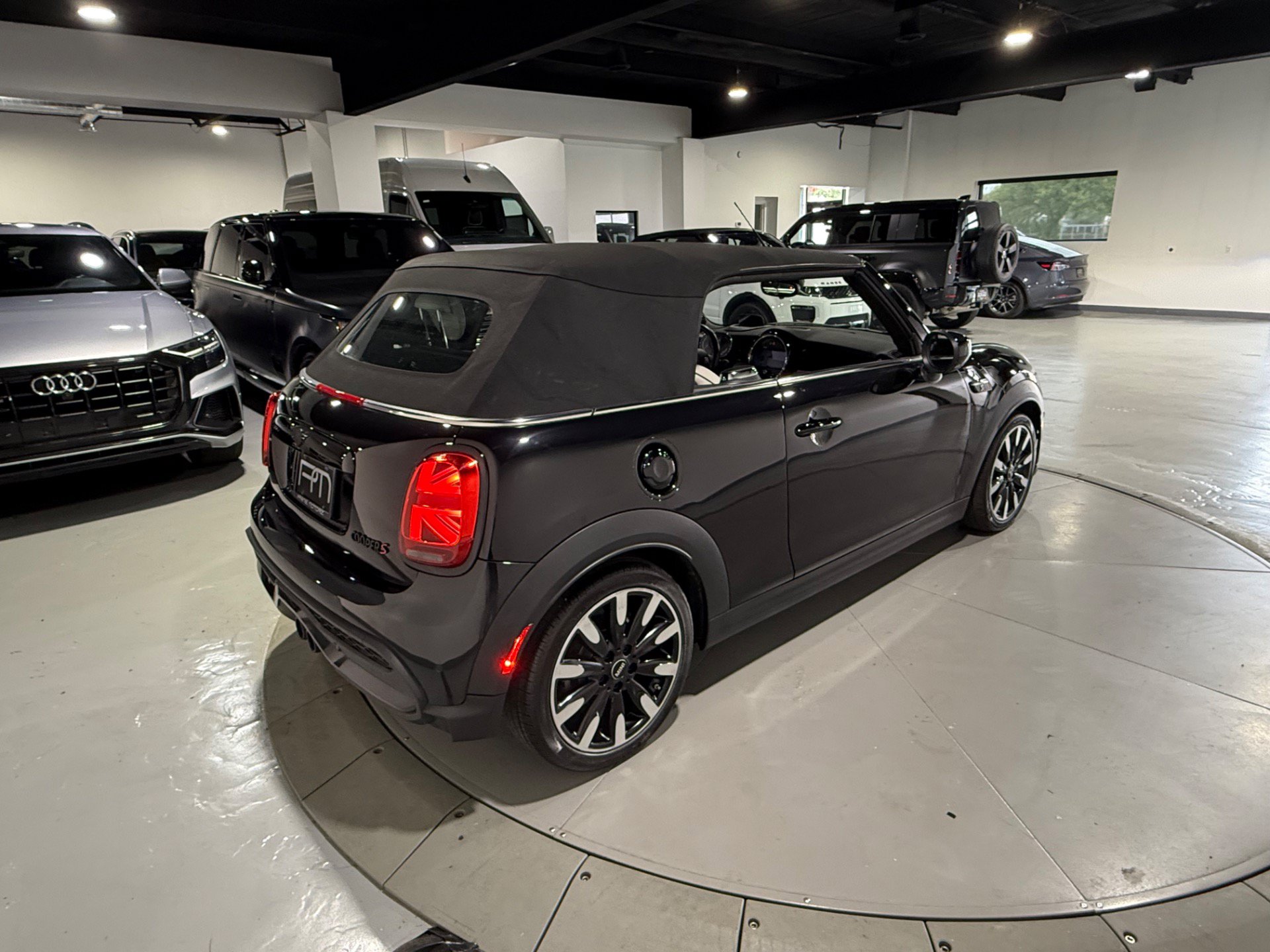 Used 2024 MINI Cooper S FWD image 23