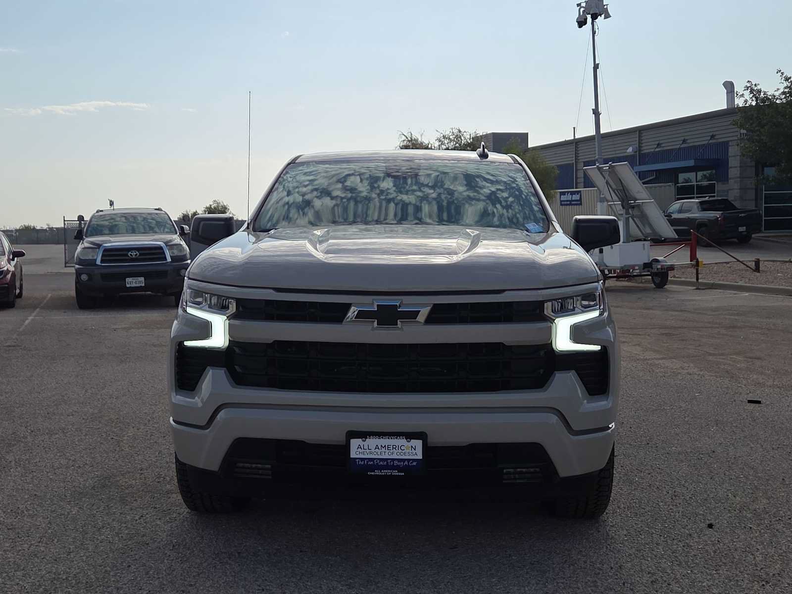 Used 2026 Chevrolet Silverado 1500 RST w/ RST Select Package RWD image 3