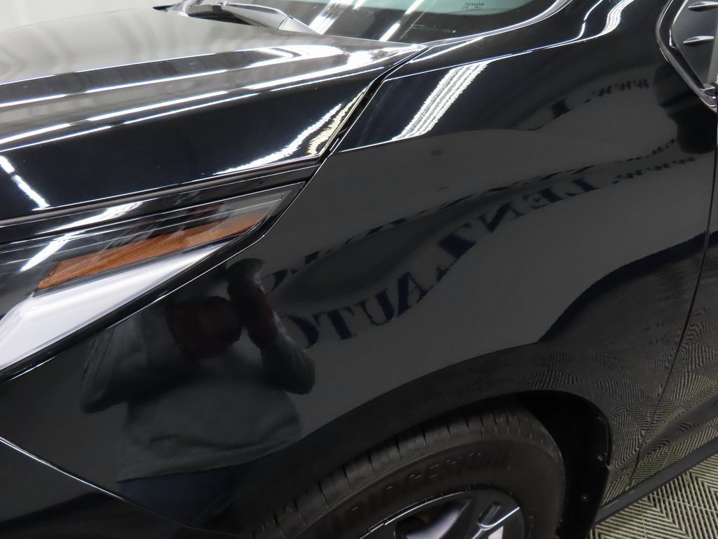 Used 2025 Toyota Sienna XSE image 38