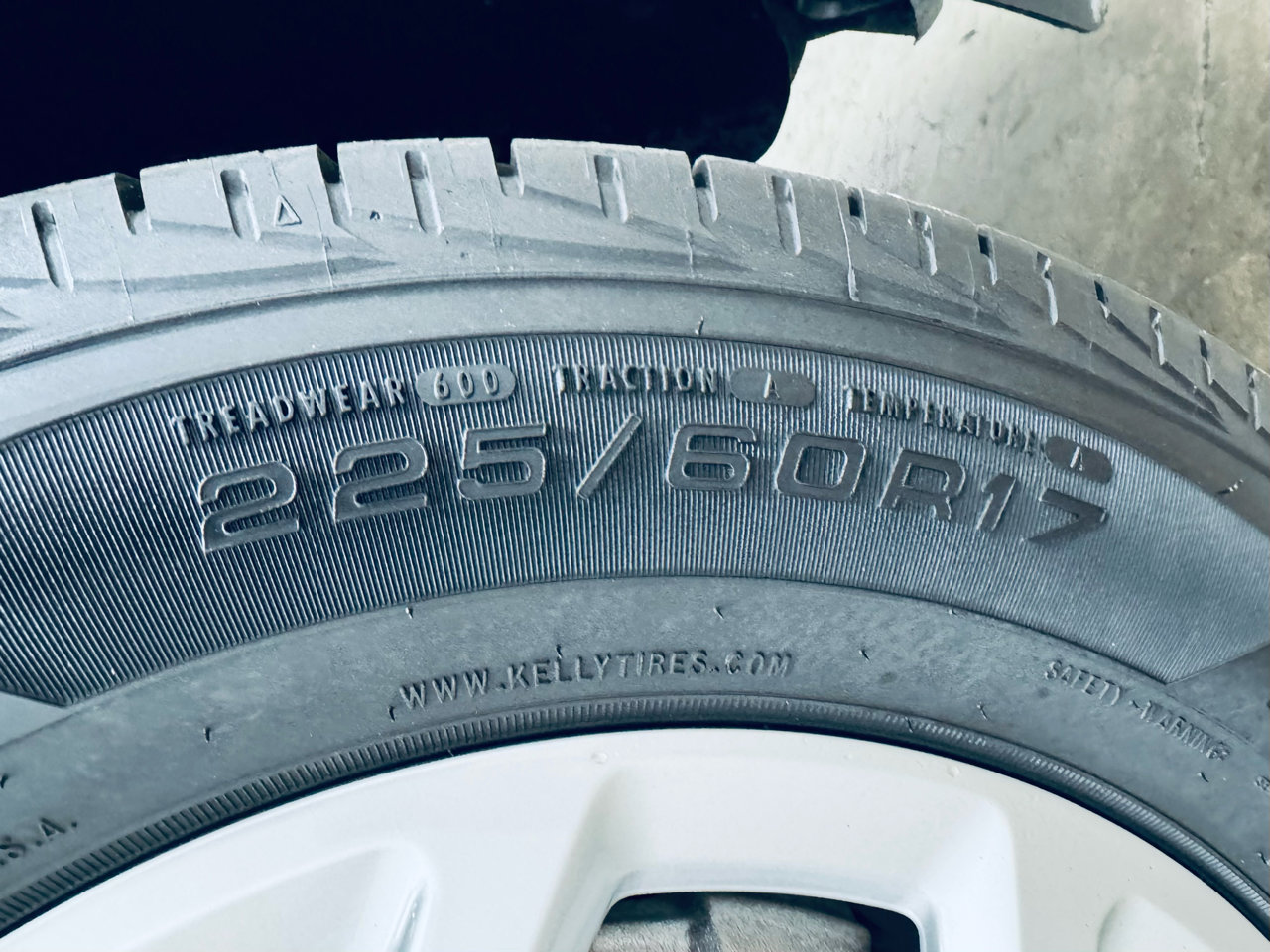 Used 2024 Jeep Compass Latitude image 12