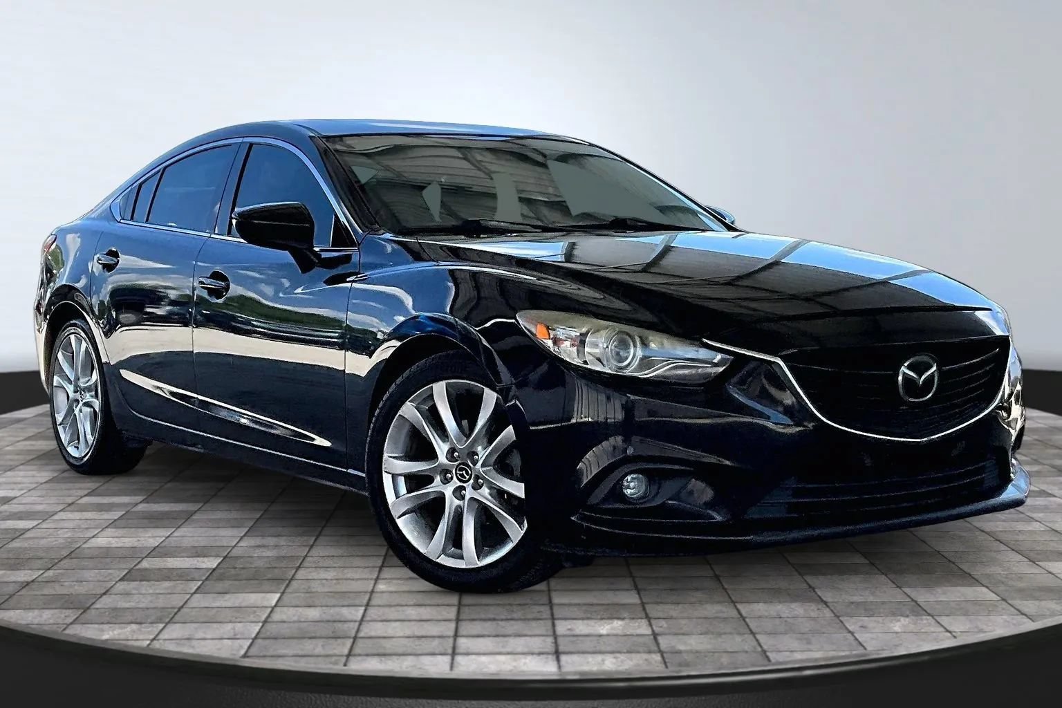 Used 2015 MAZDA MAZDA6 Grand Touring w/ GT Technology Package FWD image 3