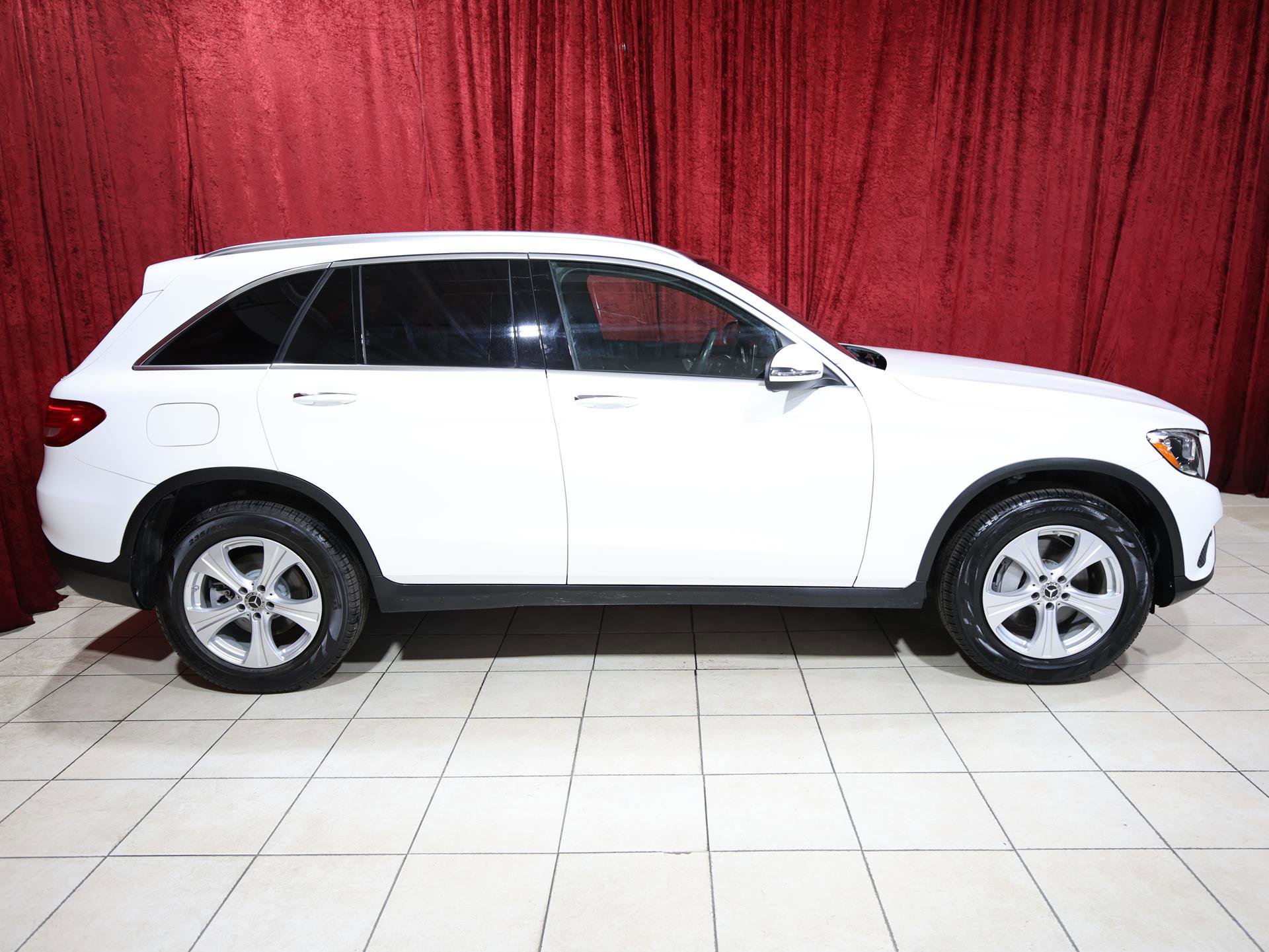 Used 2018 Mercedes-Benz GLC 300 4MATIC image 8