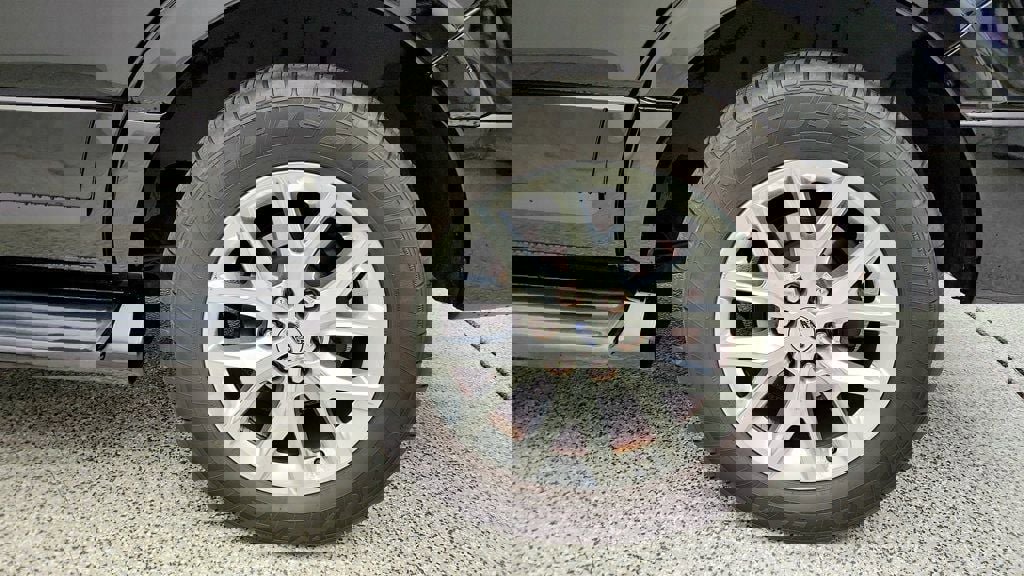 Used 2016 Ford Expedition Limited image 9