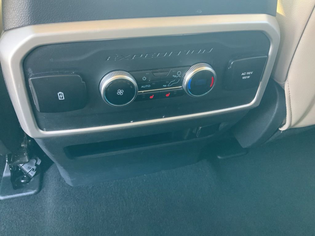 Used 2024 Ford Expedition Max Limited image 20