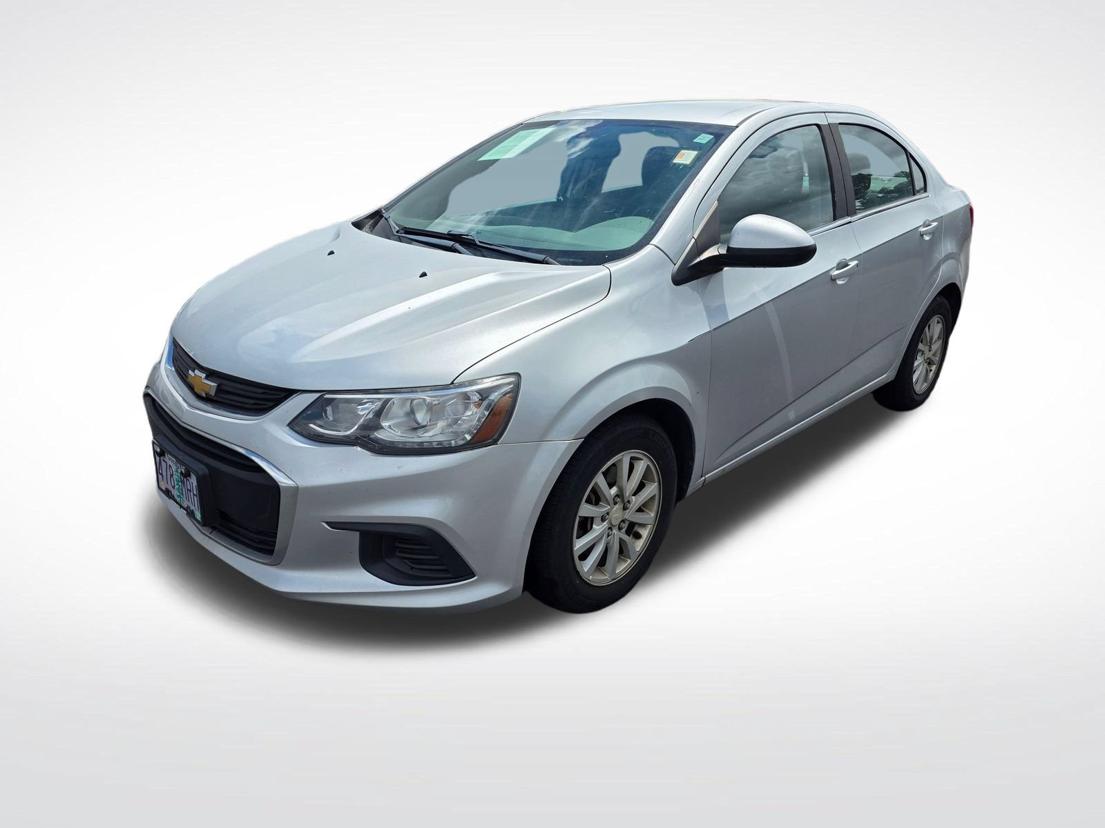 Used 2017 Chevrolet Sonic LT FWD image 2