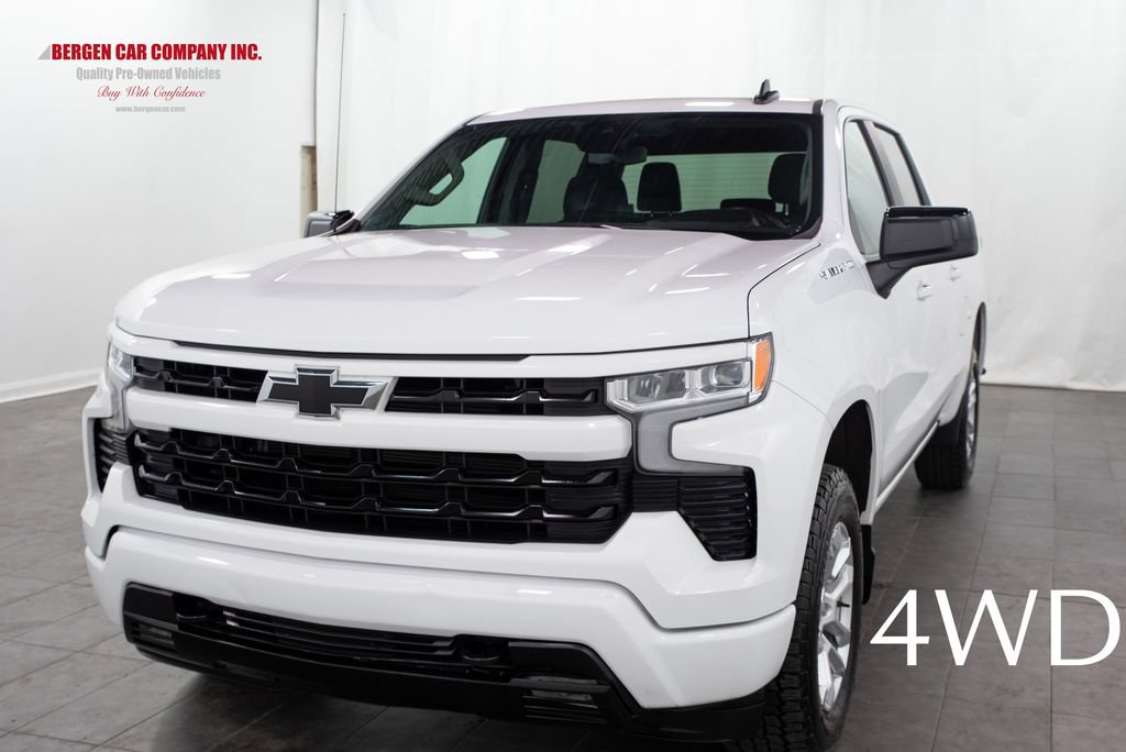 Used 2026 Chevrolet Silverado 1500 RST AWD/4WD image 4