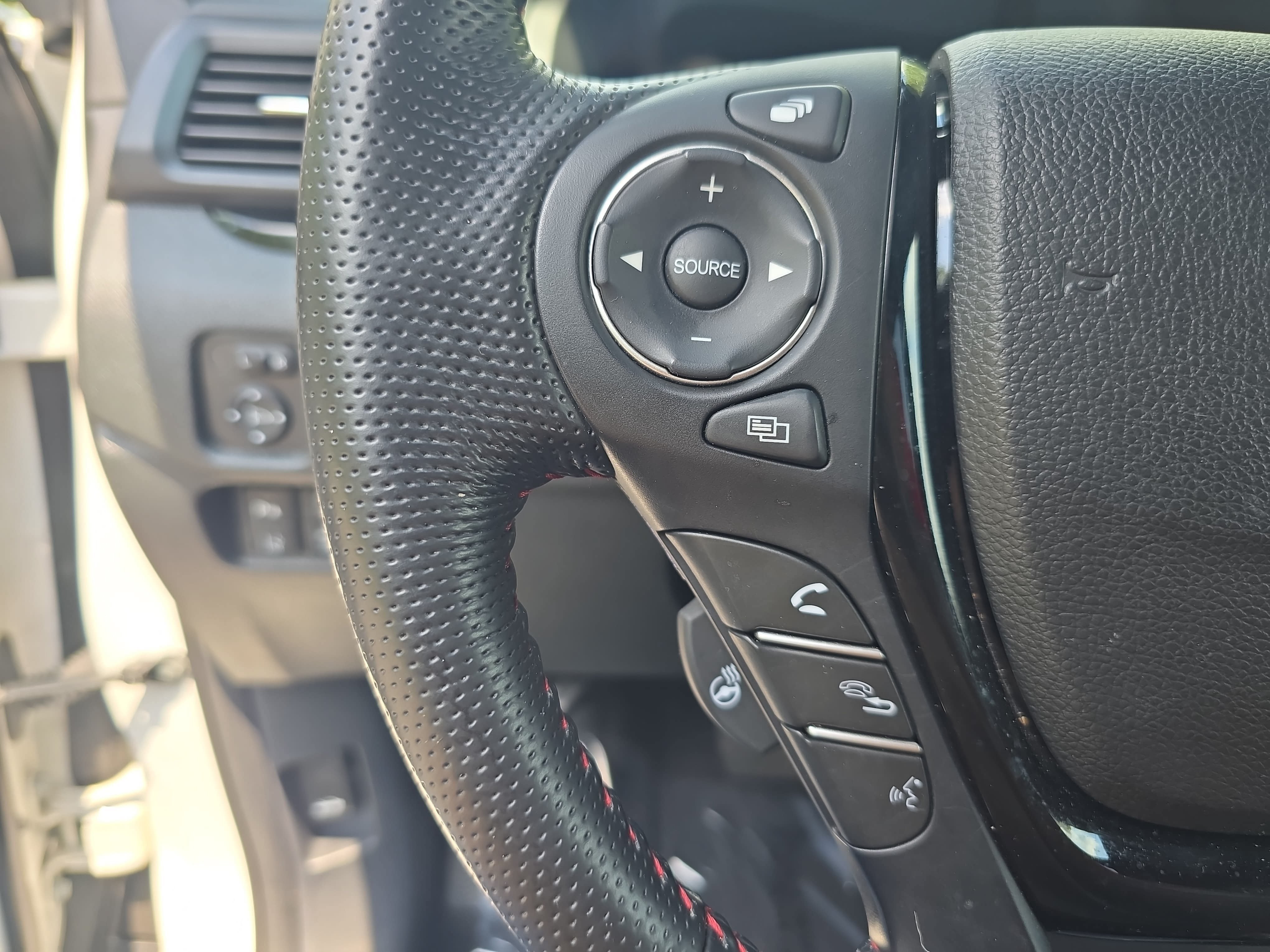 Used 2023 Honda Ridgeline Black Edition image 16