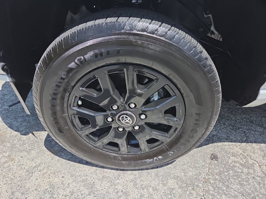 Used 2025 Toyota Tacoma SR RWD image 15