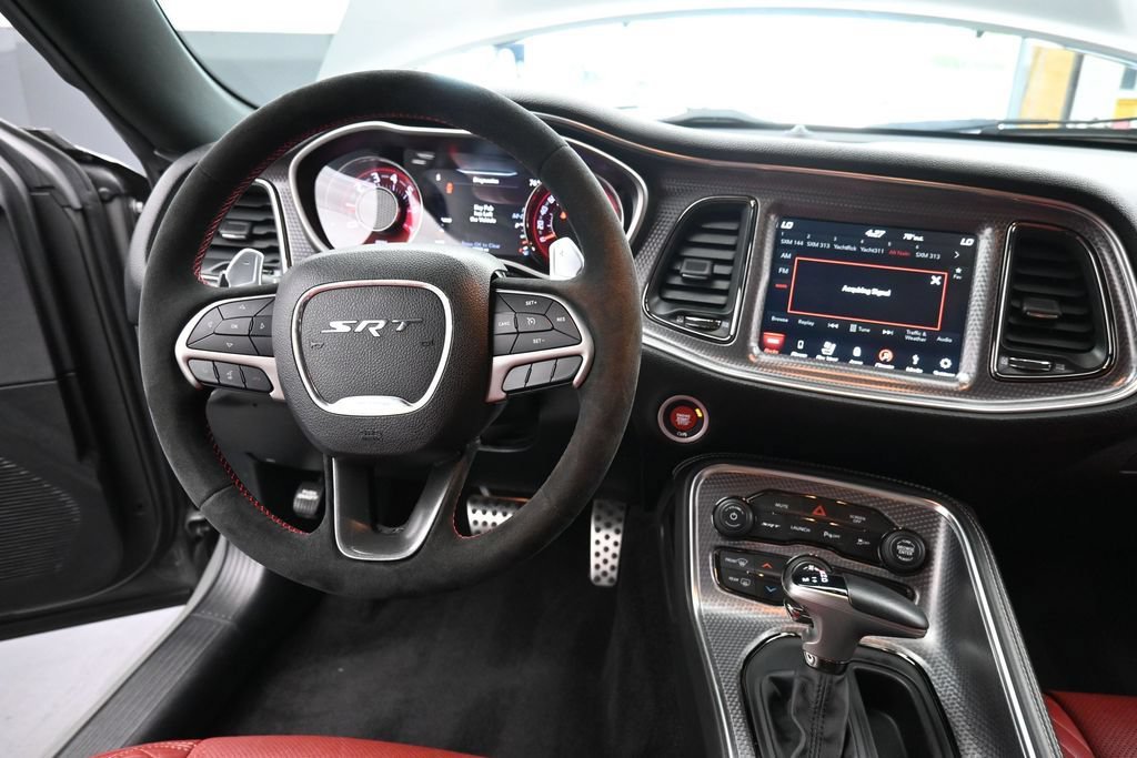 Used 2019 Dodge Challenger SRT Hellcat w/ Widebody Package RWD image 11