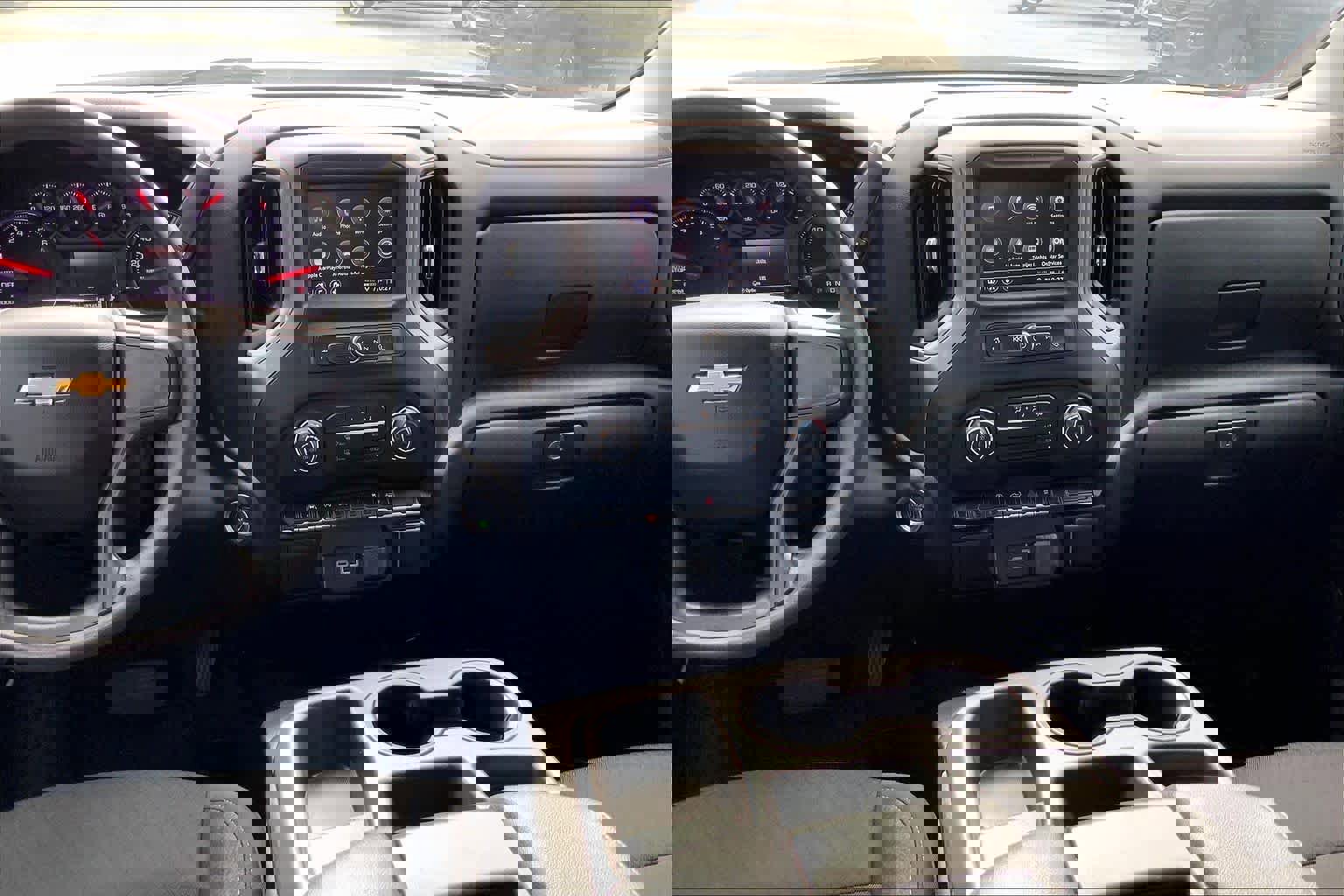 Used 2024 Chevrolet Silverado 1500 Custom image 12