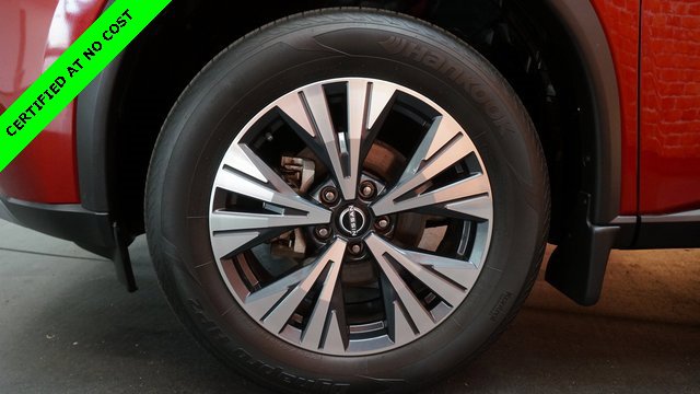 Used 2022 Nissan Rogue SV w/ SV Premium Package image 76