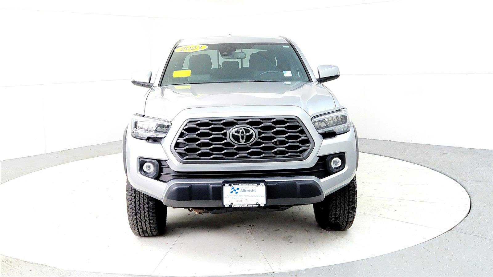 Certified 2023 Toyota Tacoma TRD Off-Road image 8