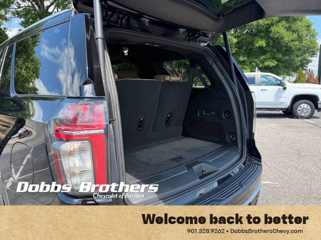 Used 2021 Chevrolet Tahoe Premier w/ Premium Package RWD image 37