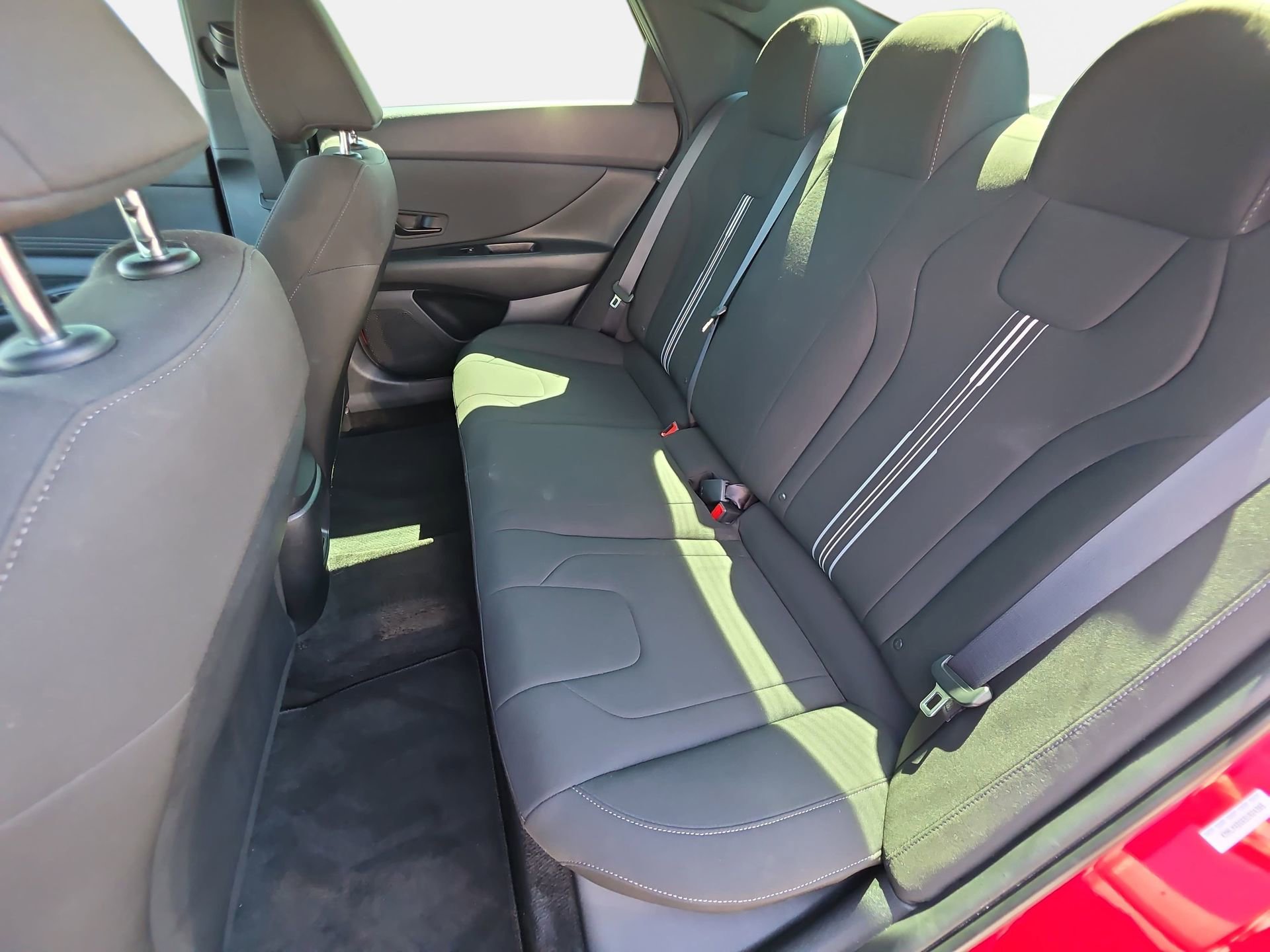 Used 2025 Hyundai Elantra Sport FWD image 13