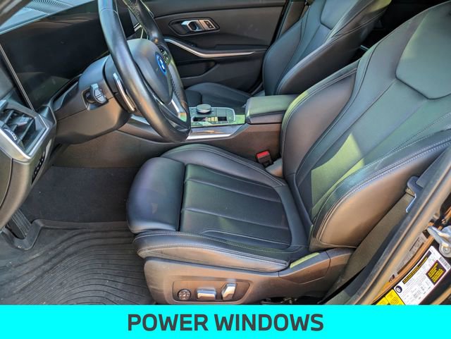 Used 2023 BMW 330e w/ Driving Assistance Package image 15