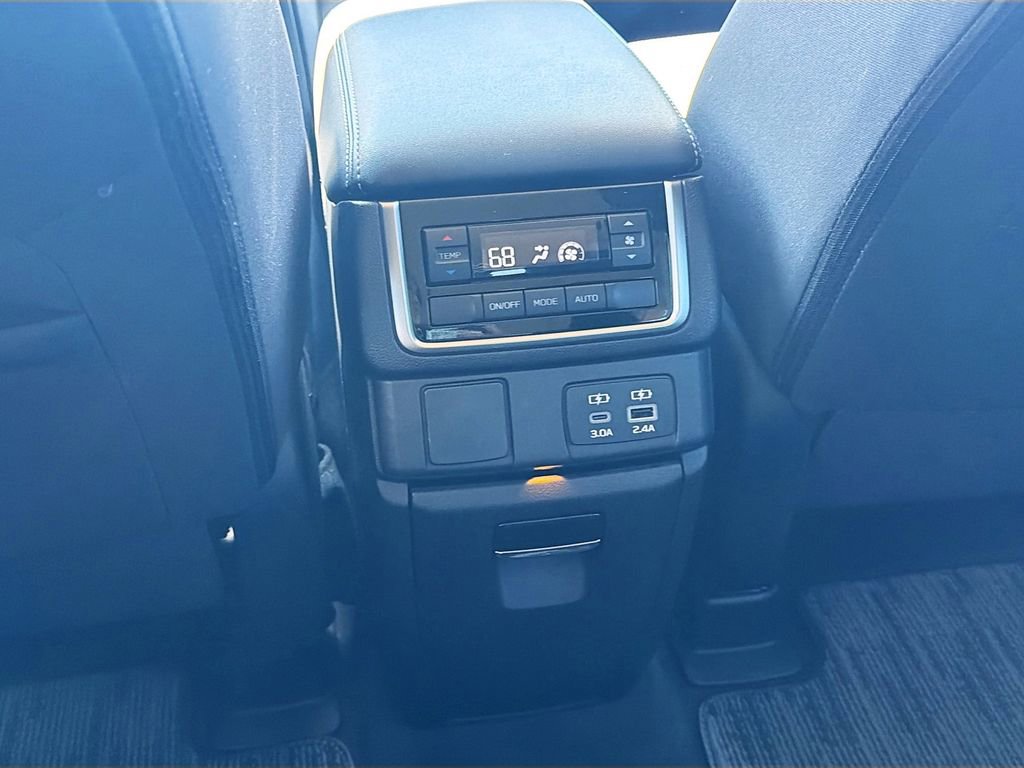 Used 2025 Subaru Ascent Premium AWD/4WD image 20