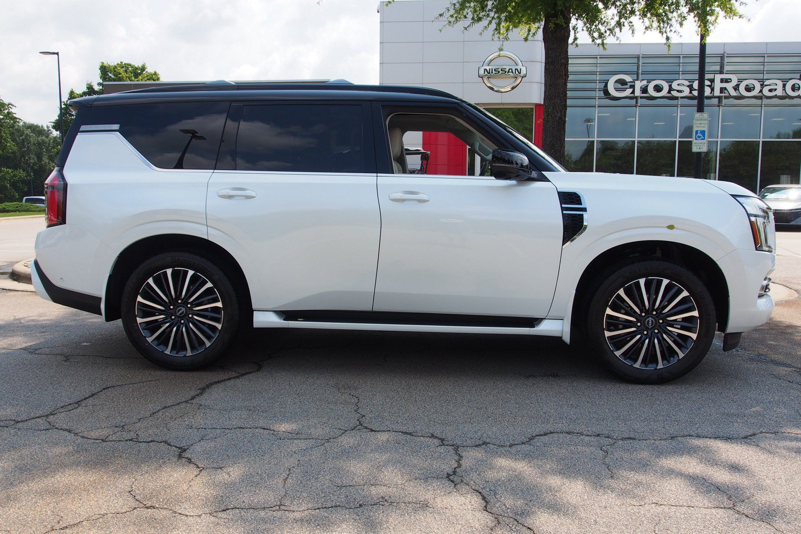 New 2026 Nissan Armada Platinum Reserve AWD/4WD image 7