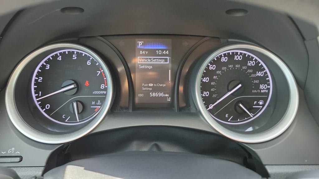 Certified 2022 Toyota Camry LE image 27