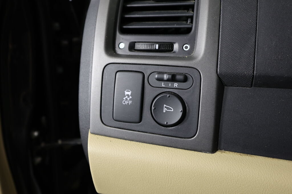 Used 2010 Honda CR-V EX image 31