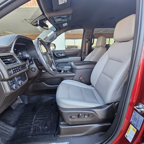 Used 2022 Chevrolet Tahoe Z71 w/ Luxury Package image 11