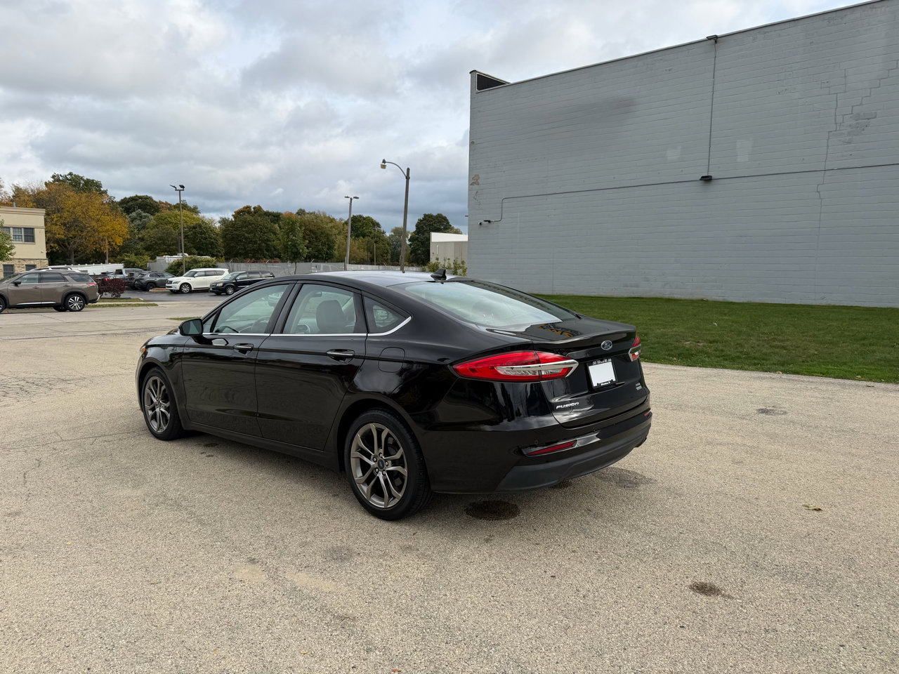 Used 2020 Ford Fusion SEL image 5