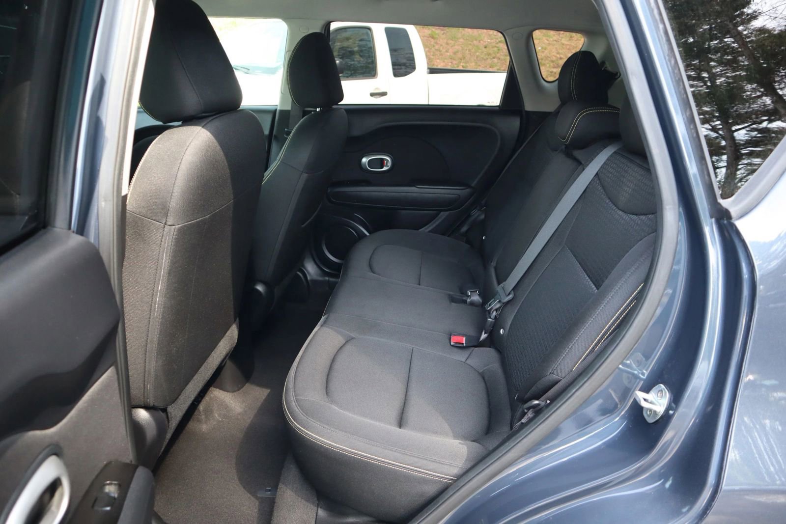 Used 2016 Kia Soul + FWD image 13