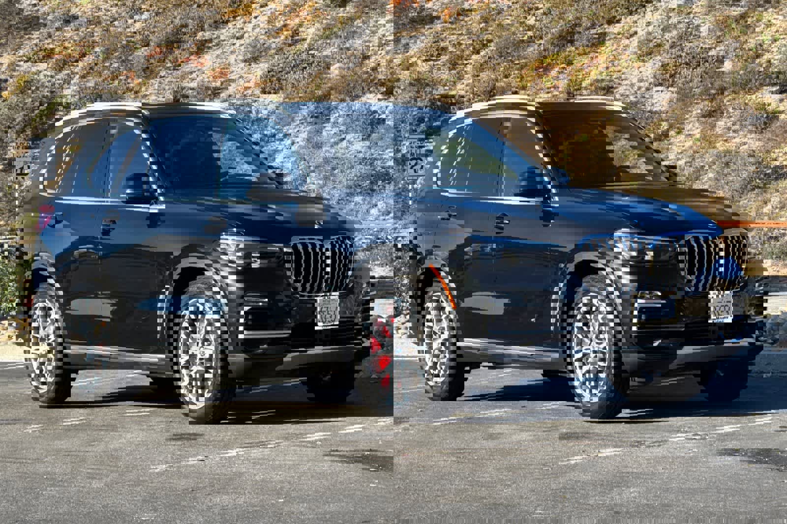 Used 2021 BMW X5 xDrive40i w/ Premium Package image 5