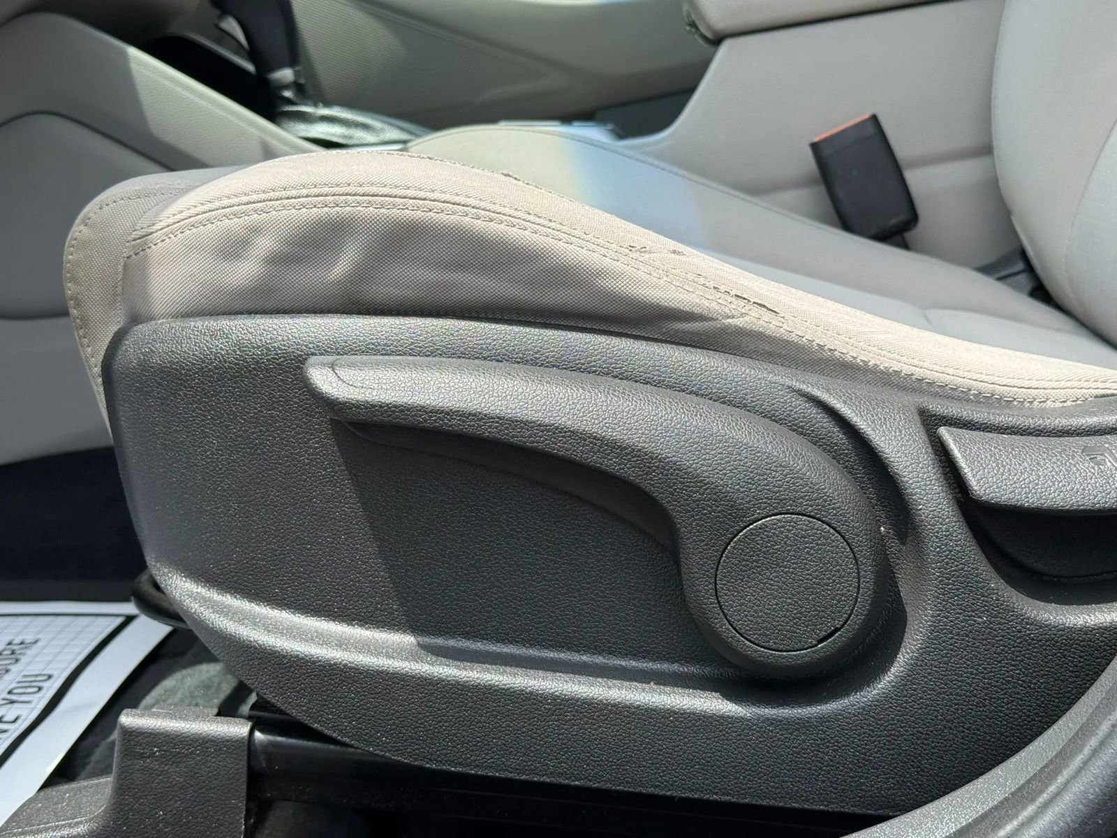 Used 2016 Hyundai Tucson SE w/ Option Group 12 AWD/4WD image 19