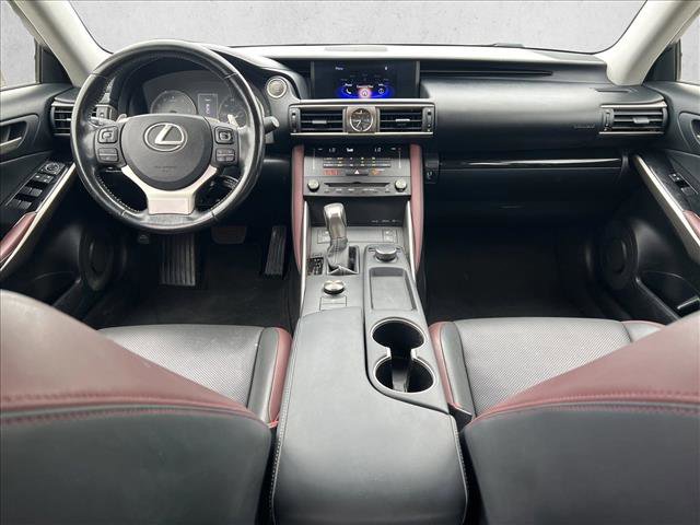 Used 2017 Lexus IS 200t w/ Premium Package RWD image 18