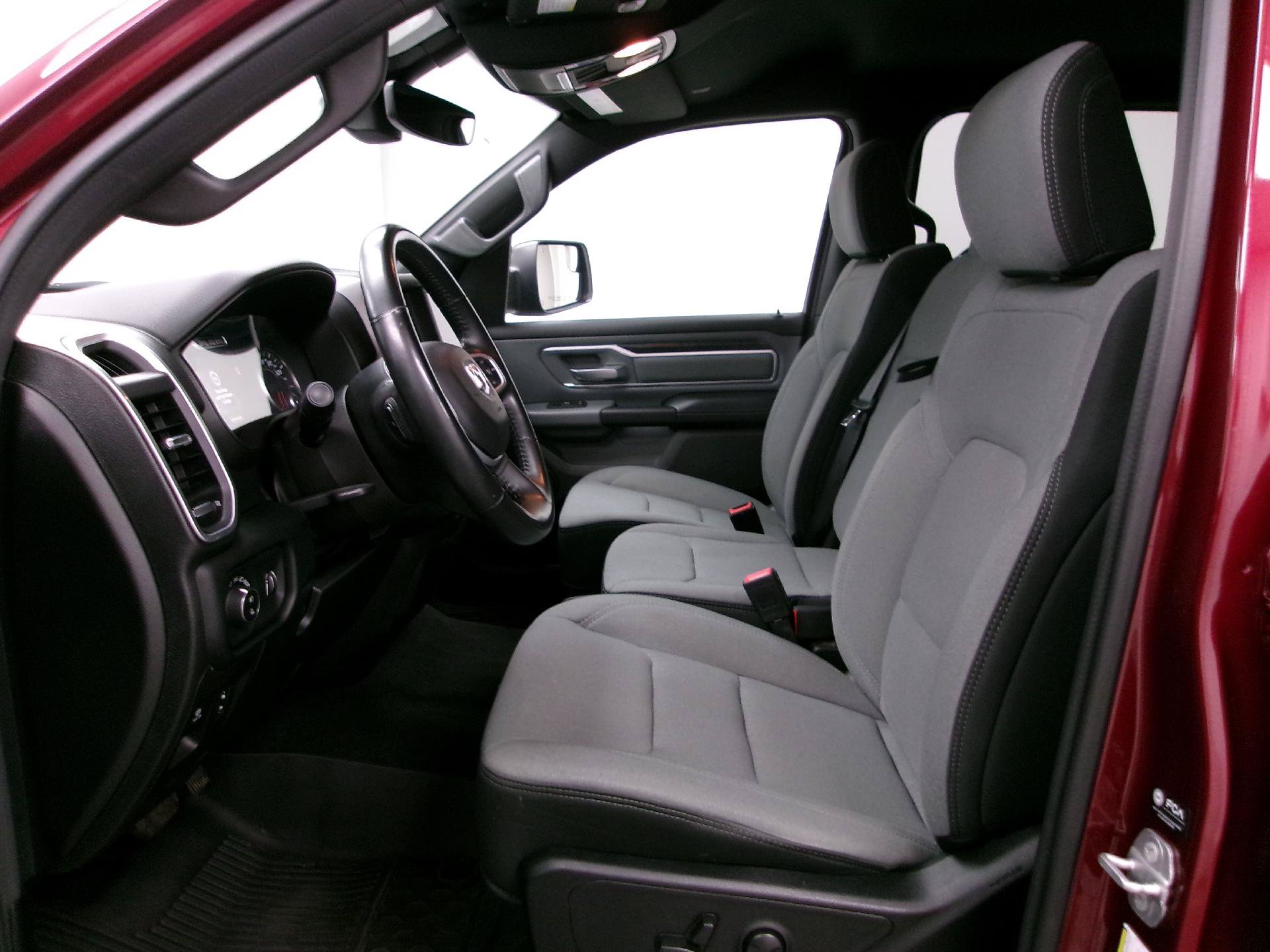 Used 2022 RAM 1500 Big Horn AWD/4WD image 8