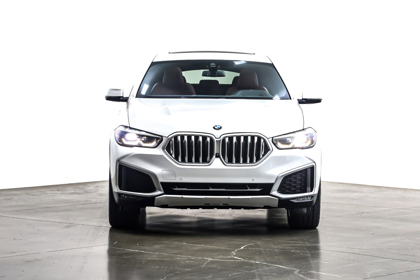 Used 2021 BMW X6 xDrive40i w/ Premium Package image 3