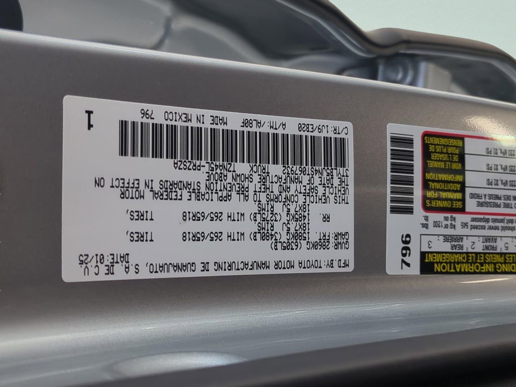 Used 2025 Toyota Tacoma Limited image 25