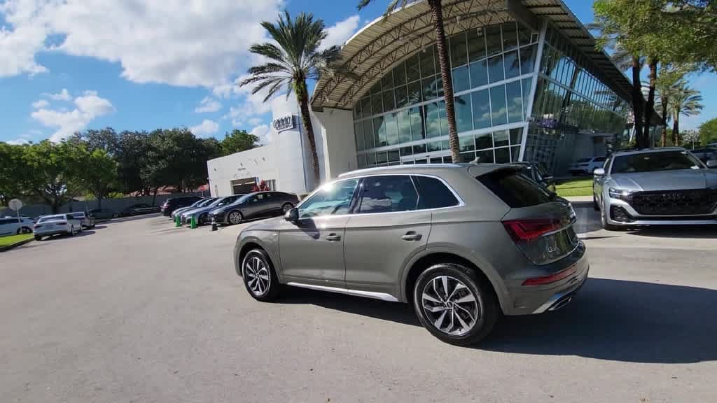 Certified 2024 Audi Q5 2.0T Premium w/ Convenience Package AWD/4WD image 6