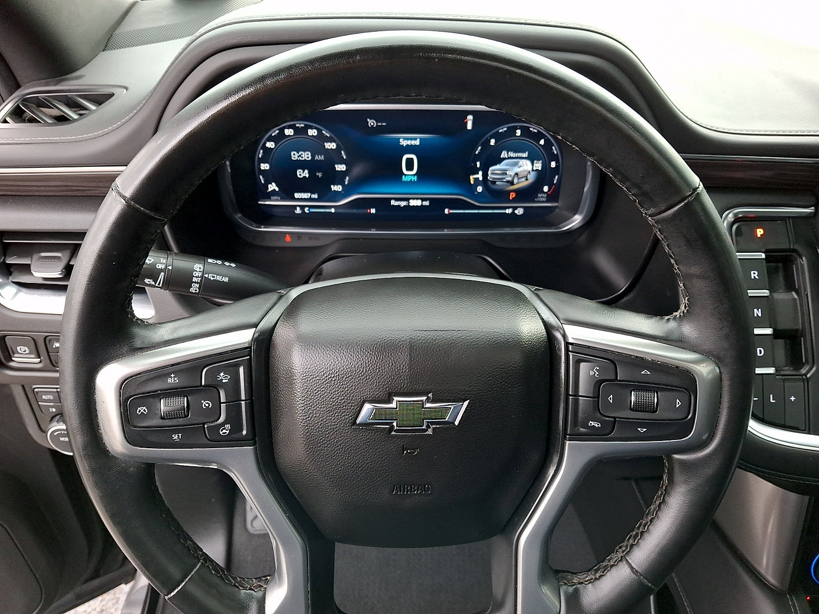 Certified 2023 Chevrolet Tahoe Z71 w/ Luxury Package AWD/4WD image 18