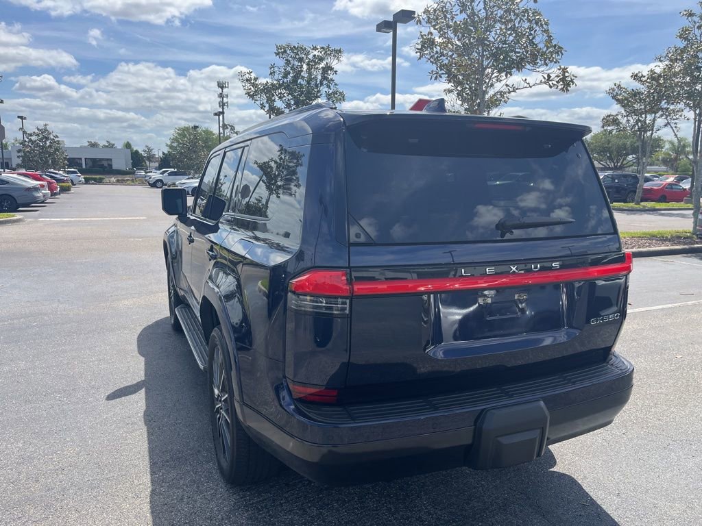 Used 2024 Lexus GX 550 w/ Accessory Package (Z1) image 4