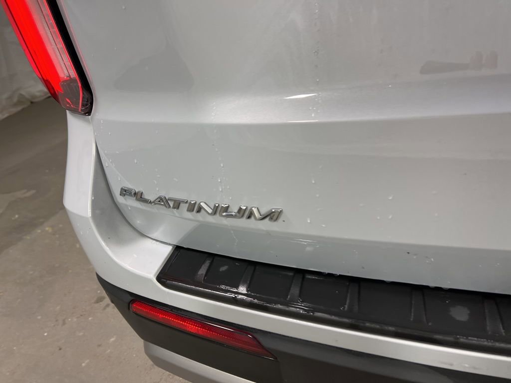 Used 2025 Ford Explorer Platinum w/ LUX Leather Package image 19