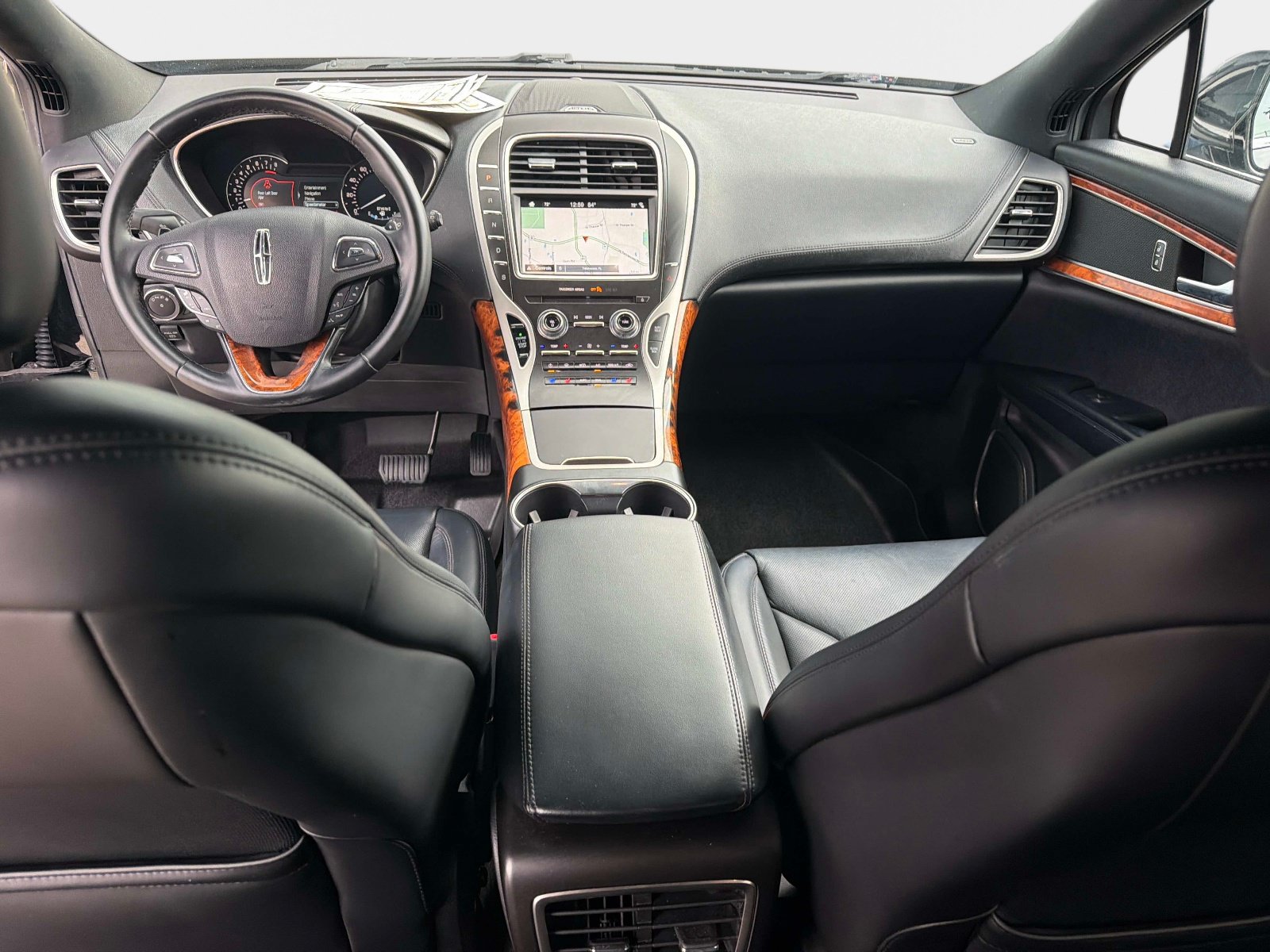 Used 2018 Lincoln MKX Reserve FWD image 18