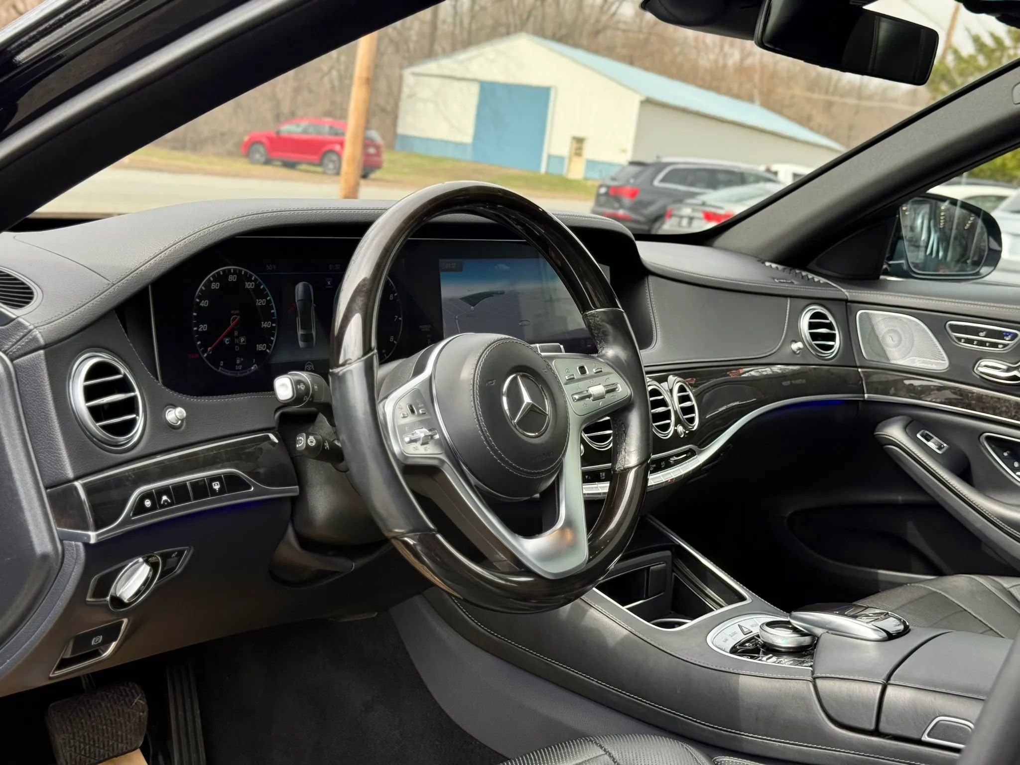 Used 2019 Mercedes-Benz S 560 4MATIC Sedan image 12