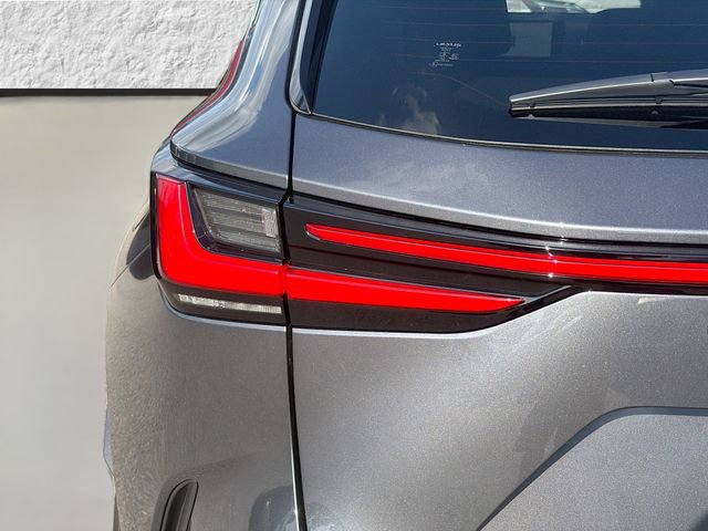 New 2026 Lexus NX 450h+ F Sport image 10