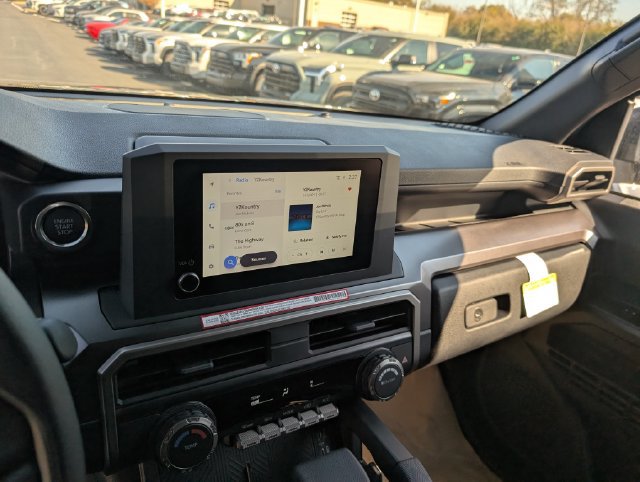 New 2026 Toyota 4Runner SR5 AWD/4WD image 23