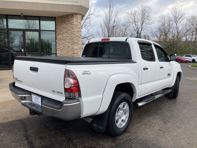 Used 2014 Toyota Tacoma 4x4 Double Cab w/ SR5 Package image 3