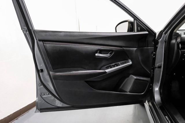 Used 2020 Nissan Sentra SR w/ Lighting Package image 43