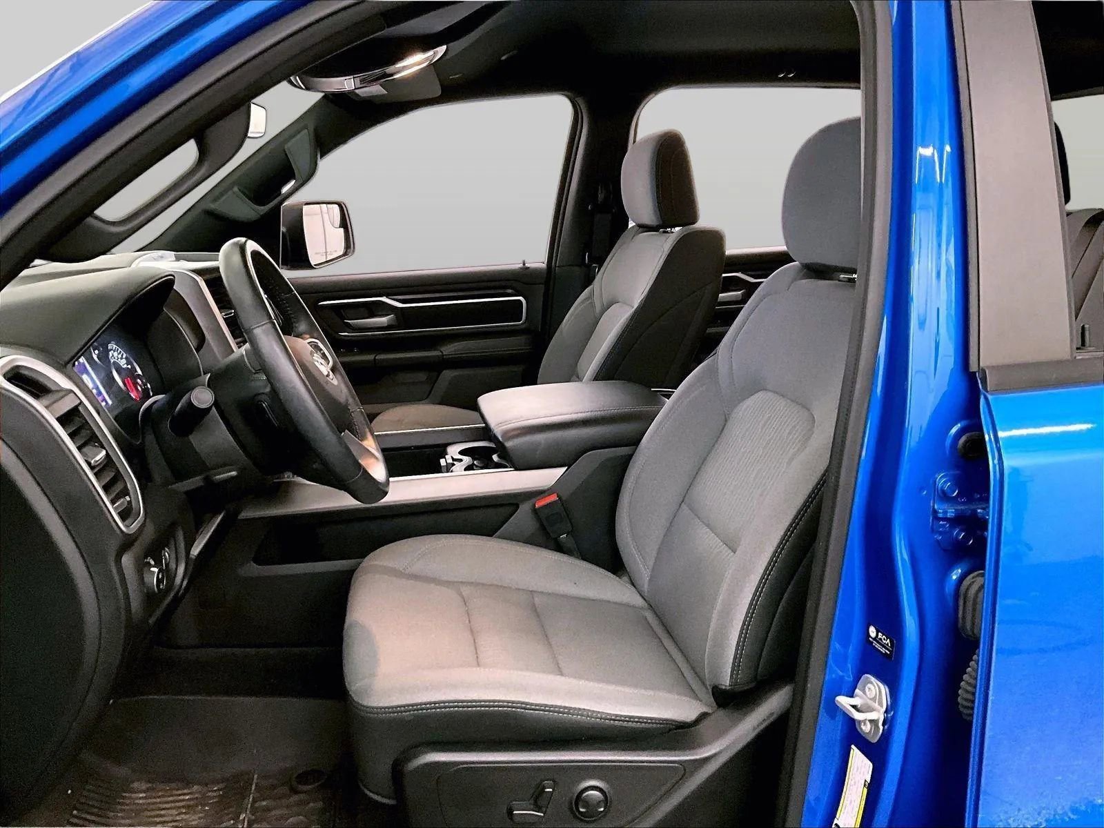 Used 2023 RAM 1500 Big Horn image 24