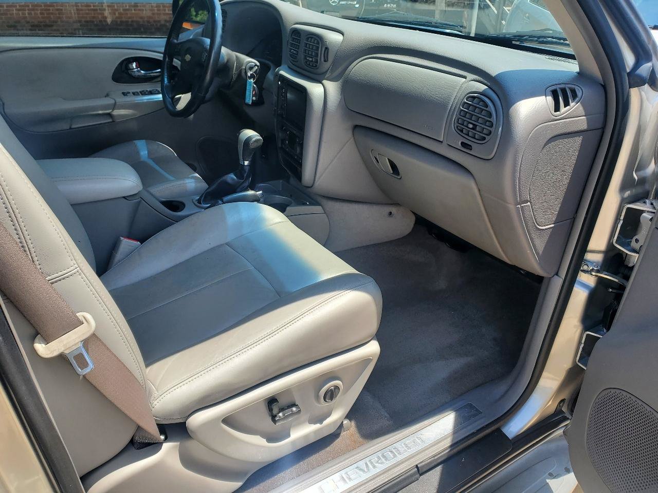 Used 2005 Chevrolet TrailBlazer LT RWD image 5