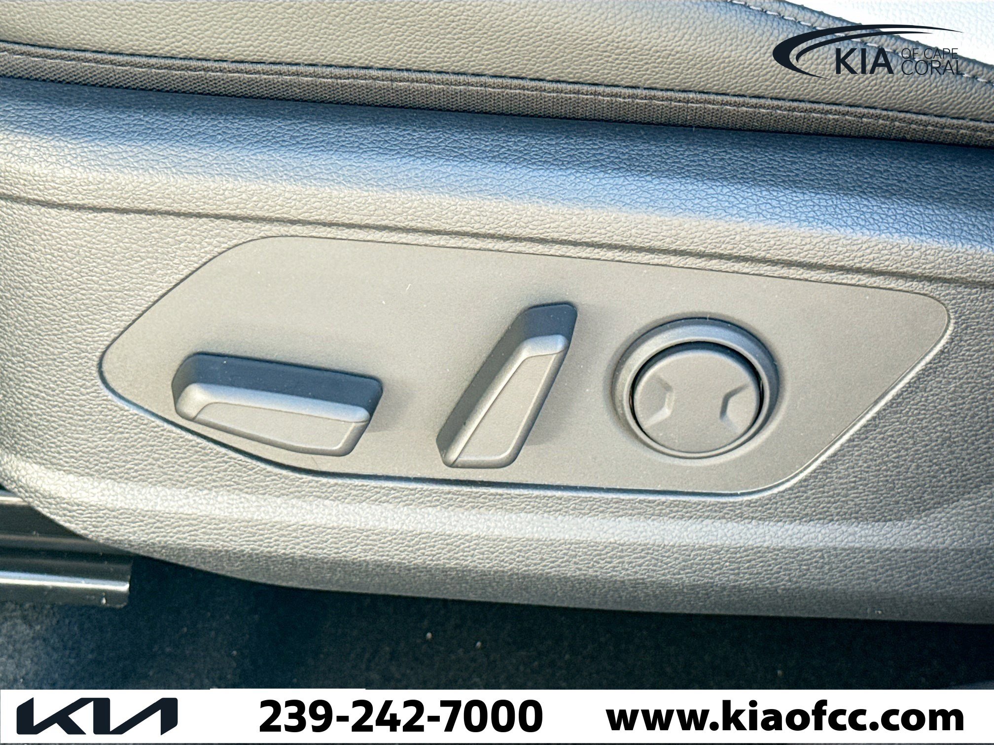 New 2026 Kia Sportage EX image 23