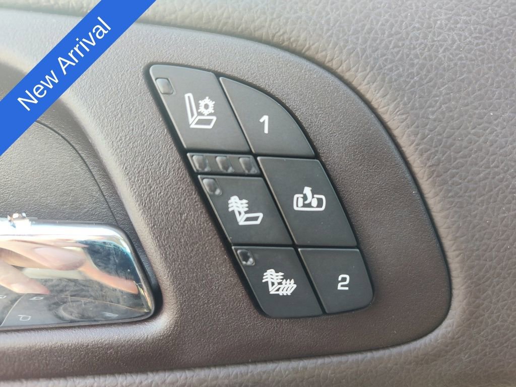 Used 2011 GMC Yukon Denali image 18