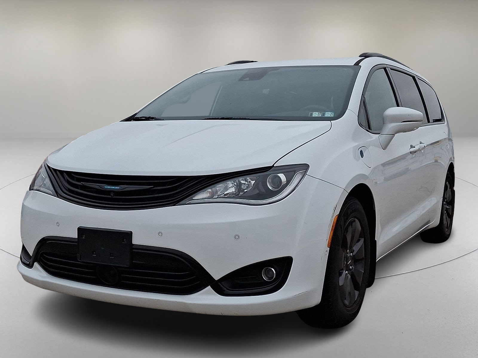 Used 2019 Chrysler Pacifica Limited w/ Advanced Safetytec Group image 4