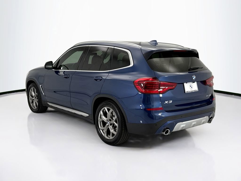 Used 2021 BMW X3 xDrive30e w/ Executive Package AWD/4WD image 7