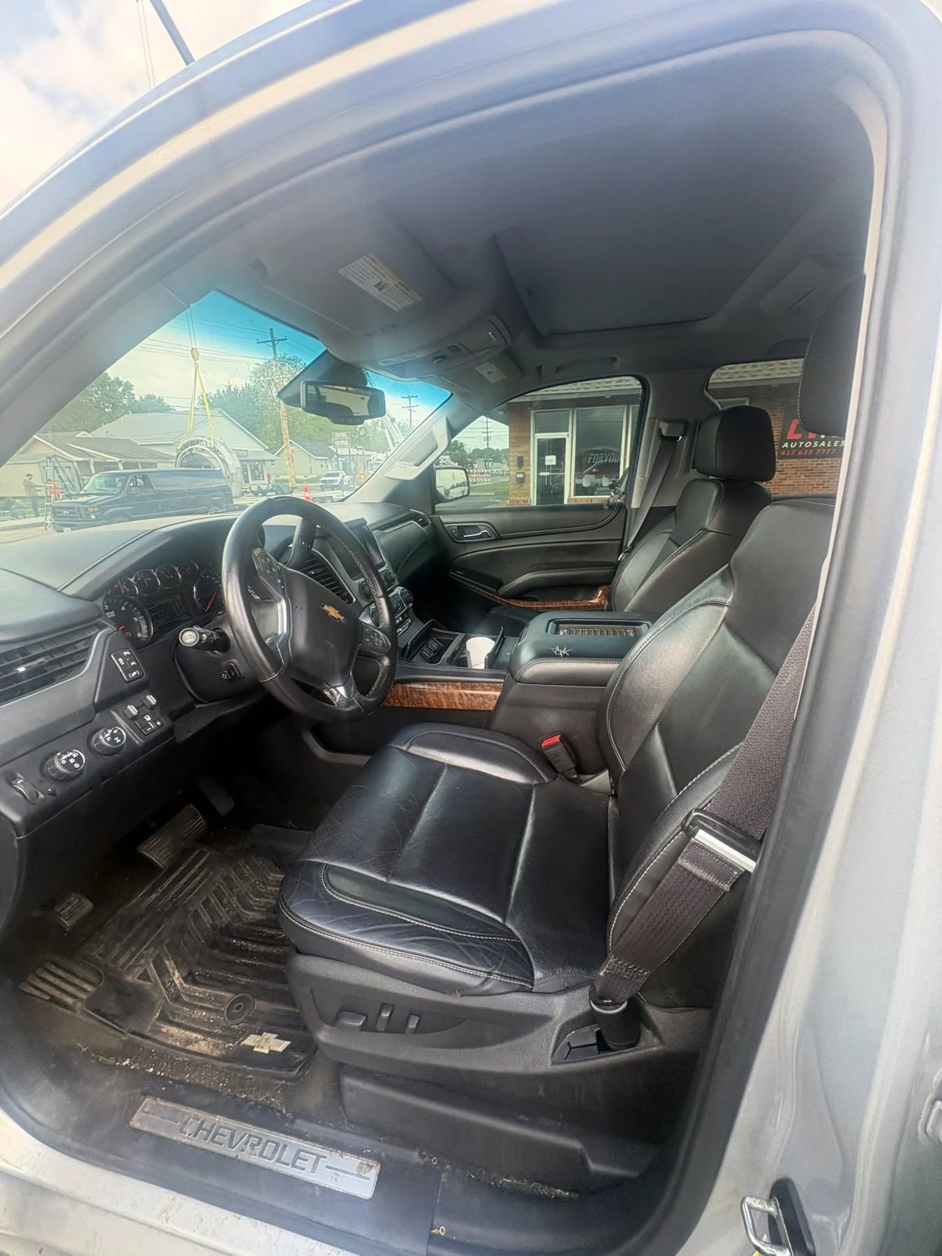 Used 2016 Chevrolet Suburban LTZ AWD/4WD image 9