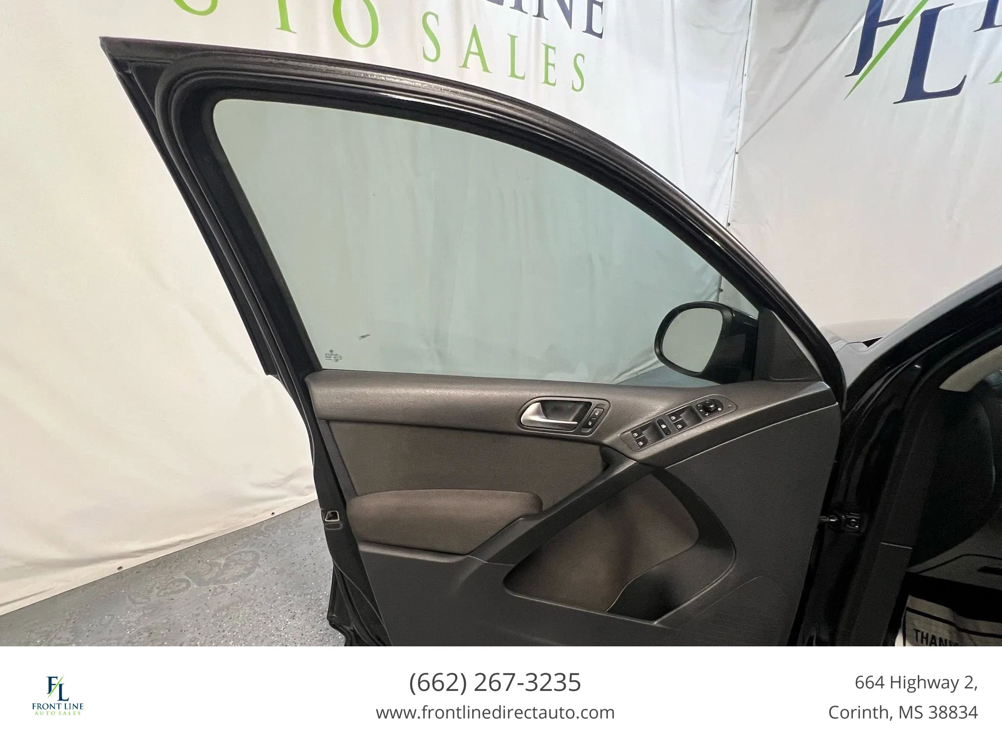 Used 2018 Volkswagen Tiguan Limited FWD image 11